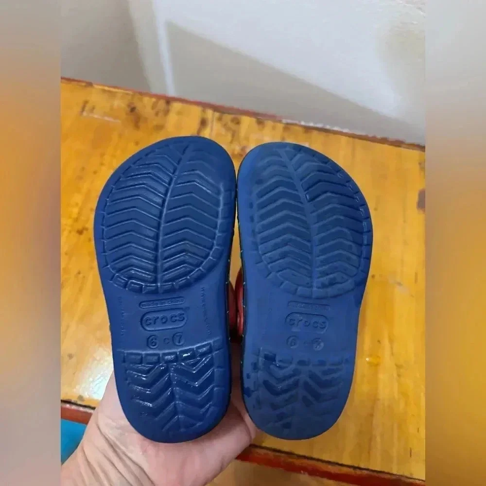 Crocs rocket C 6/7-great condition
